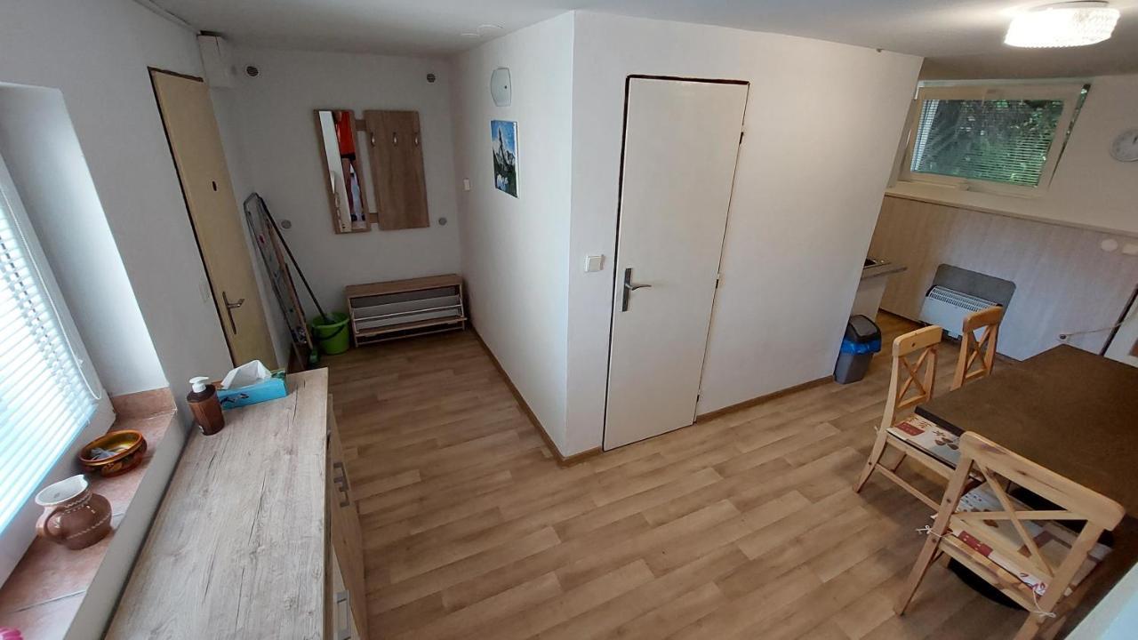 Ubytovani Pod Hradbami Nove Mesto nad Metuji Exterior photo
